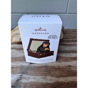 Hallmark Keepsake 2018 Ornament Newt Scamanders Niffler Fantastic Beasts Collect